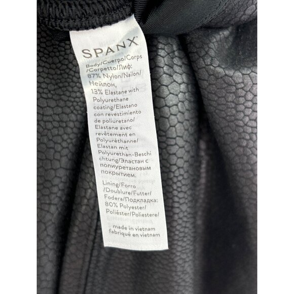 SPANX Faux Leather Pebble Textured Legging Pant Black Medium - Picture 6 of 6